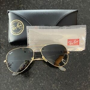 Ray-Ban Classic Gold Aviators with Black Lenses
